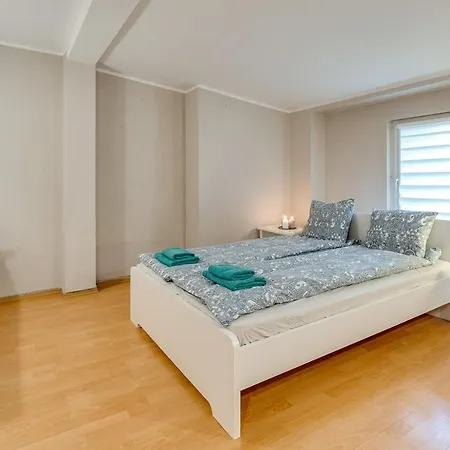 Apartament Apartament Poddasze Przy Palmiarni *