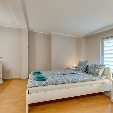 Poddasze Przy Palmiarni شقة *