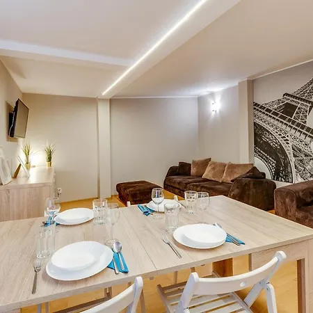 Poddasze Przy Palmiarni شقة غليفيتسه